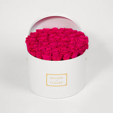 Load image into Gallery viewer, Preserved Roses in 30cm Round Box