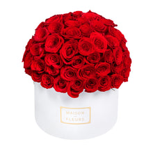 Load image into Gallery viewer, Fresh Red Roses in 30cm Round Box